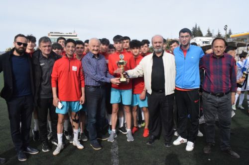 U16 LGNDE AMPYON MMAR SNAN GENLK SPOR OLDU