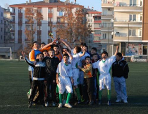 SEZONUN LK AMPYONU U-15 LGNDE MENTOSPOR OLDU