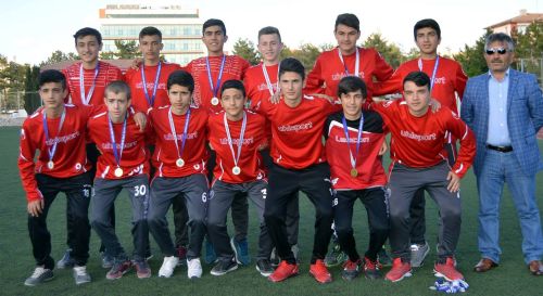 L ZEL DARES GENLKSPOR U16 TRKYE AMPYONASINDA ANKIRIDA MCADELE EDECEK.